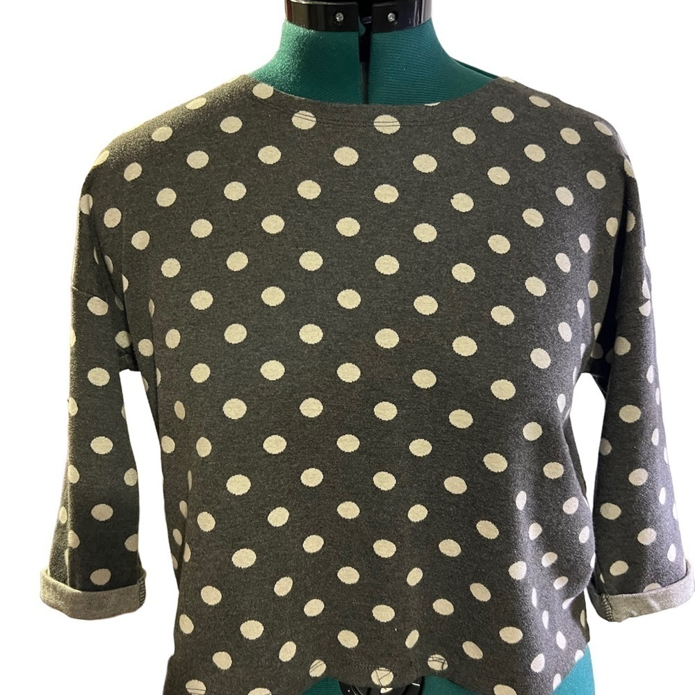 FOREVER 21 size large sweater crop top polka dot